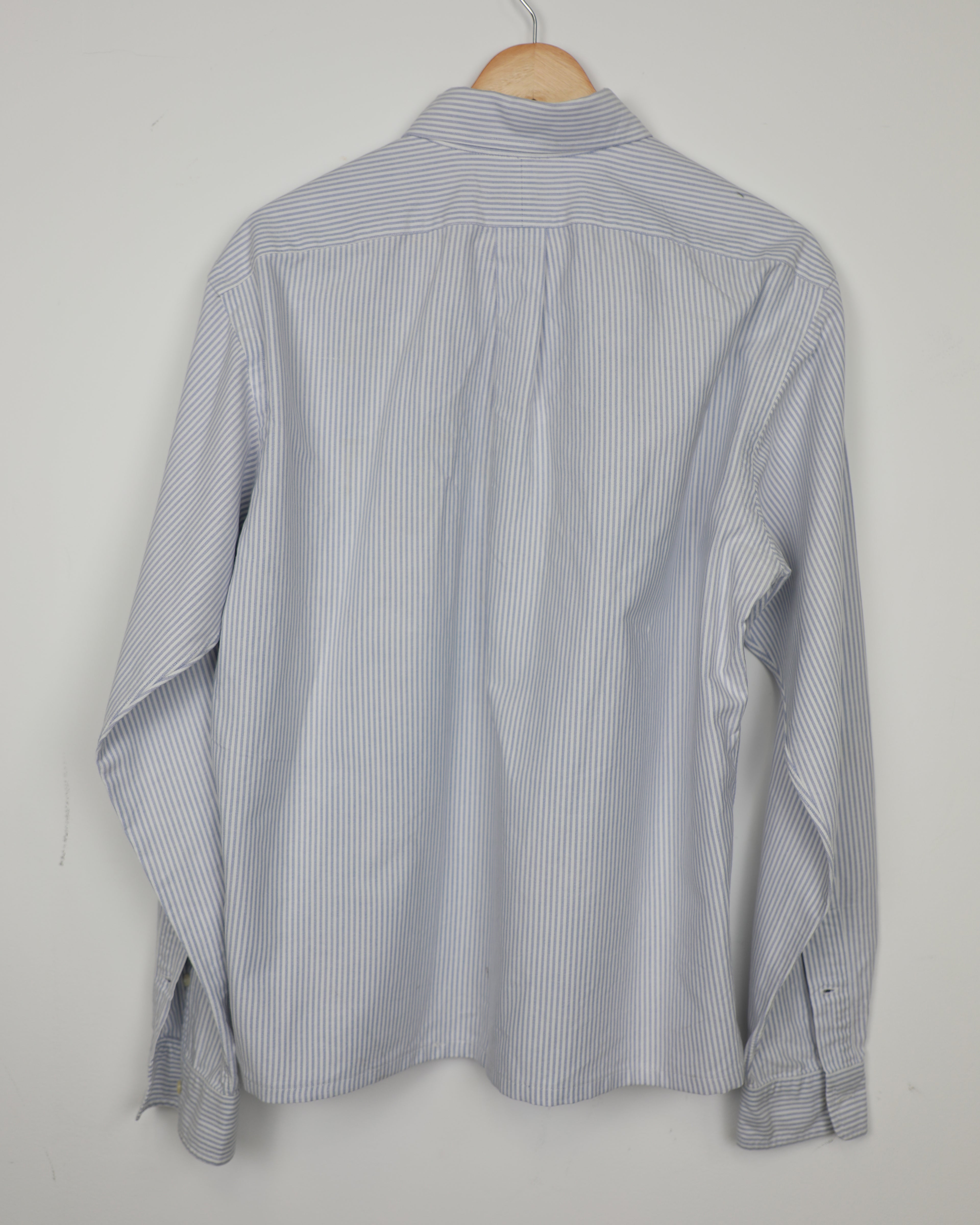 Cropped Ralph Lauren light blue and white striped shirt